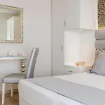 Riviera Hotel 4*
