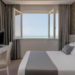 Riviera Hotel