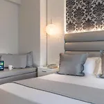 Riviera Hotel 4*