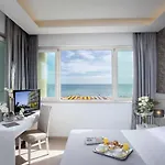 Riviera Hotel 4*
