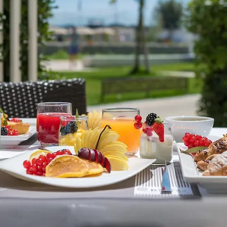 Hotel Riviera