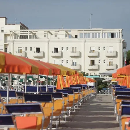 Hotel Riviera 4*