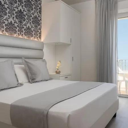 Riviera Отель Морской Милан