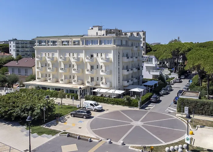 Riviera 4*