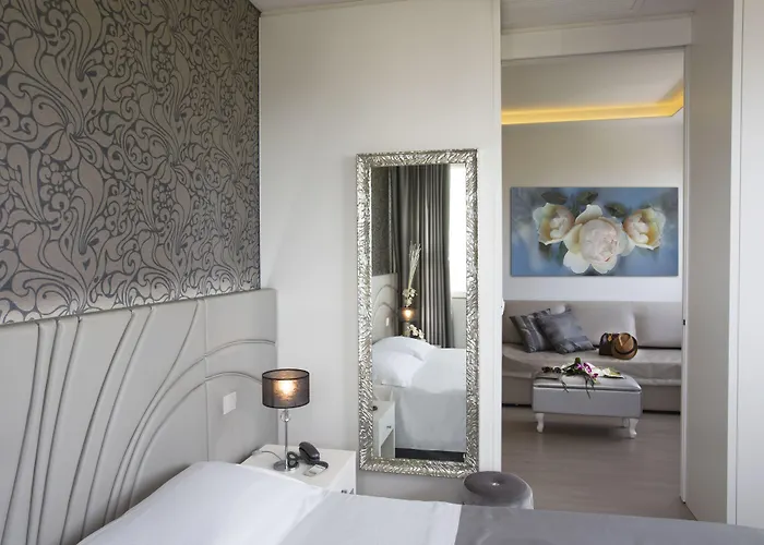 Riviera 4*