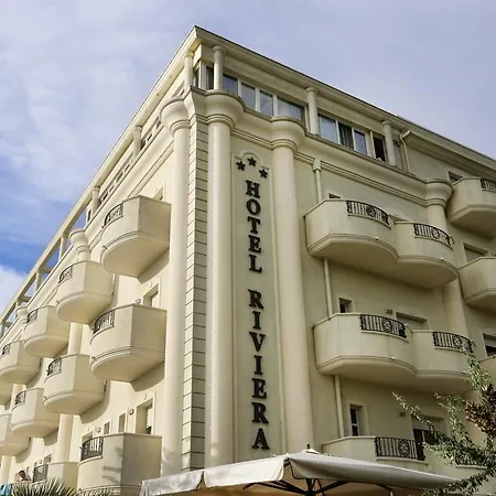 Otel Riviera 4*