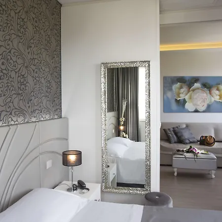 Riviera 4*