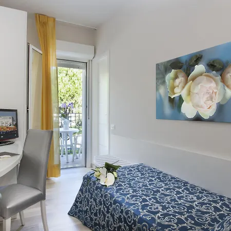 Riviera Szálloda 4*
