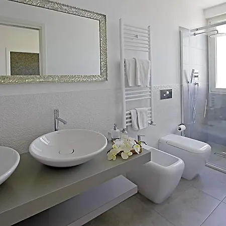 Riviera 4*