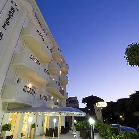 Szálloda Riviera 4*