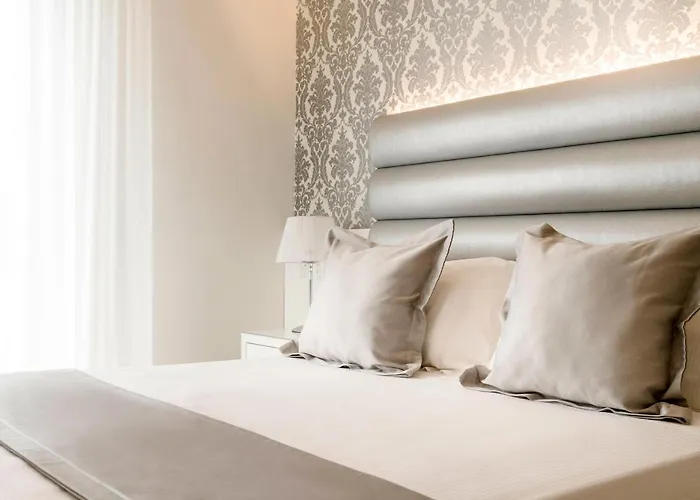 Riviera Ξενοδοχείο 4*